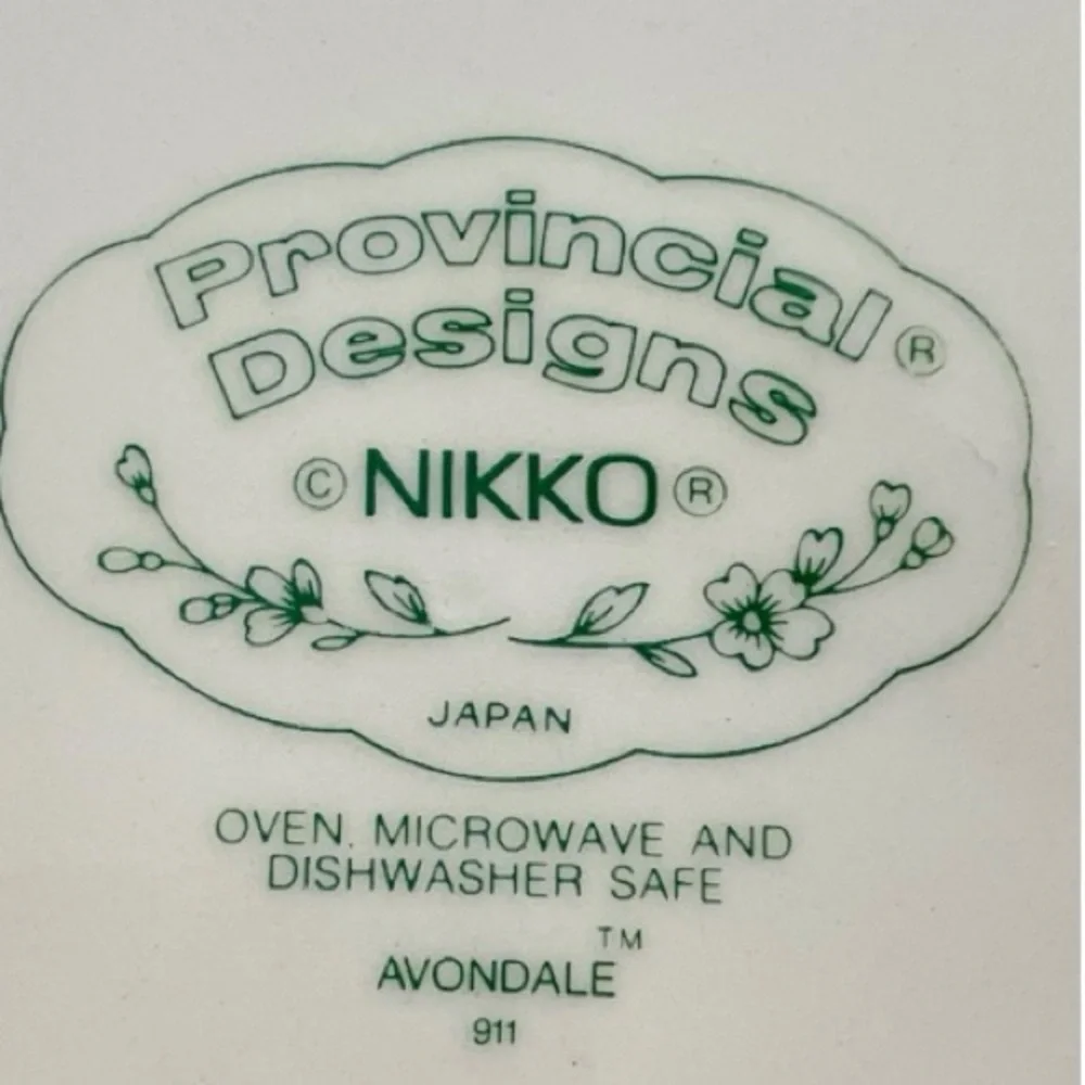 Provincial Designs by Nikko, cheese plate and knife, Avondale pattern, no damage